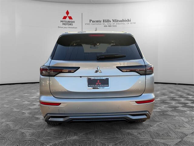 2026 Mitsubishi Outlander SEL