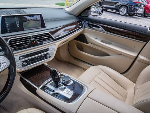 2019 BMW 7 Series 740i