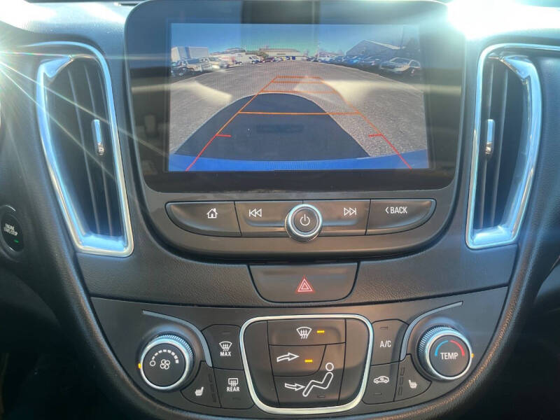 2017 Chevrolet Malibu LT