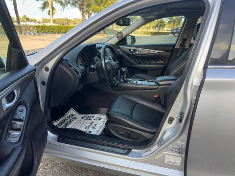 2014 Infiniti Q50 Premium