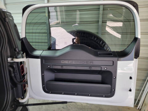 2023 Land Rover Defender 110 30th Anniversary Edition