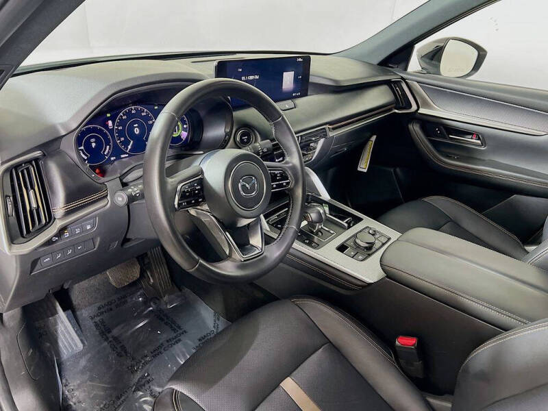 2025 Mazda CX-70 Plug-in Hybrid Premium Plus