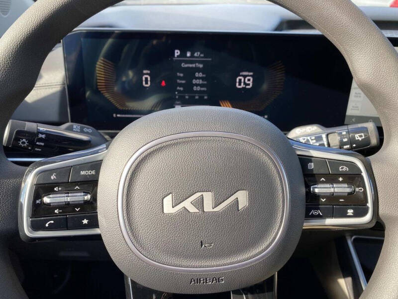 2026 Kia Carnival LX