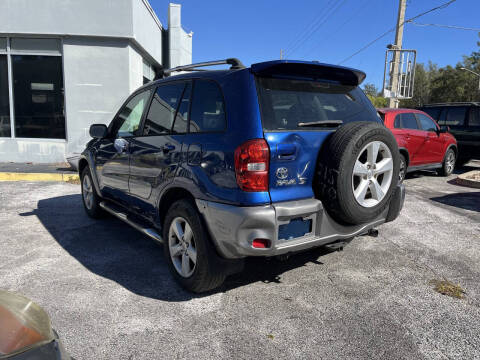 2004 Toyota RAV4