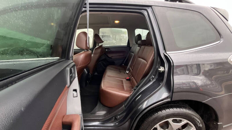 2017 Subaru Forester 2.5i Touring