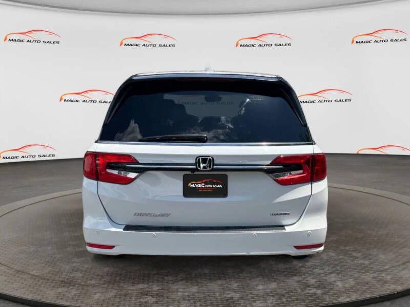 2022 Honda Odyssey Touring