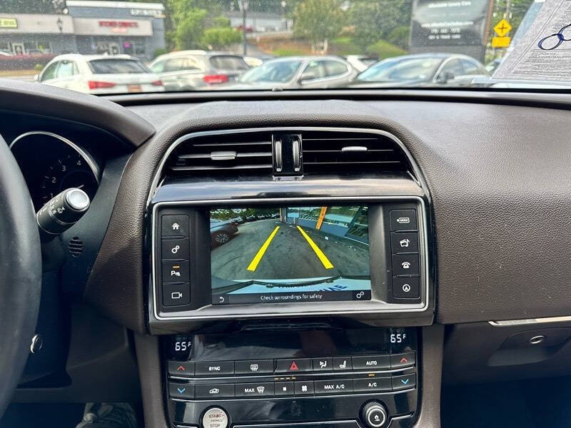 2017 Jaguar F-PACE 35t Prestige