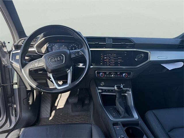 2020 Audi Q3 quattro Premium 45 TFSI