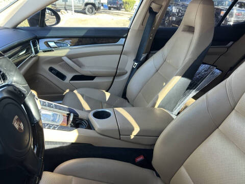 2015 Porsche Panamera 4S