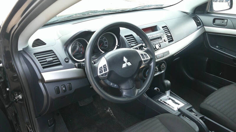 2013 Mitsubishi Lancer SE