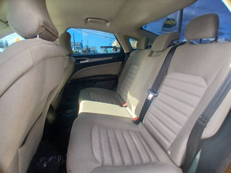 2017 Ford Fusion S