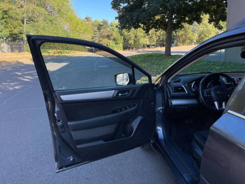 2018 Subaru Outback 2.5i Premium