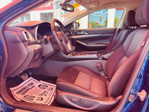 2017 Nissan Maxima