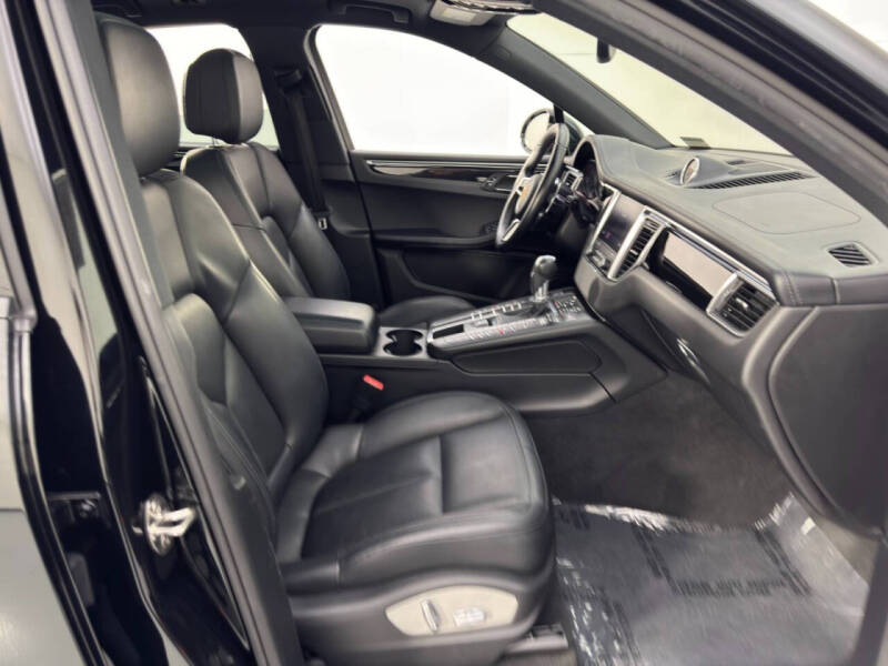 2018 Porsche Macan