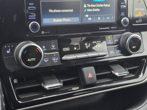 2021 Toyota Highlander Hybrid XLE