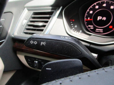 2020 Audi Q5 quattro Premium Plus 45 TFSI