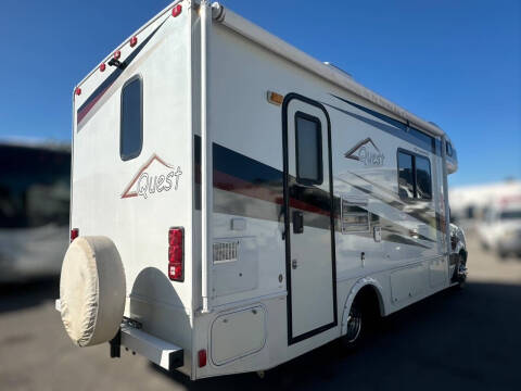 2010 Fleetwood RV QUEST 24E