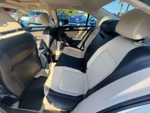 2014 Volkswagen Jetta SEL PZEV