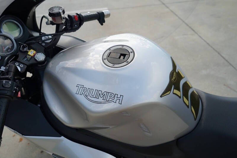 2011 Triumph Sprint GT 1050