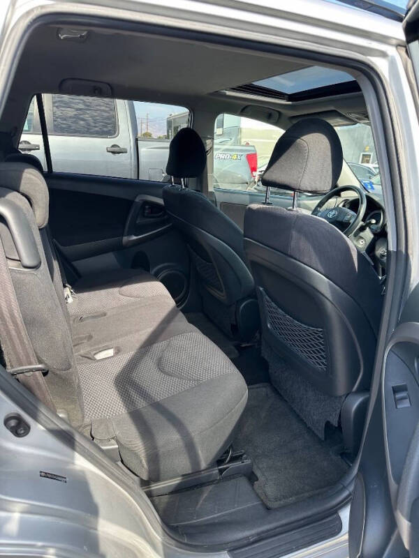 2007 Toyota RAV4 Sport