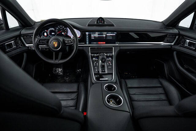 2021 Porsche Panamera 4