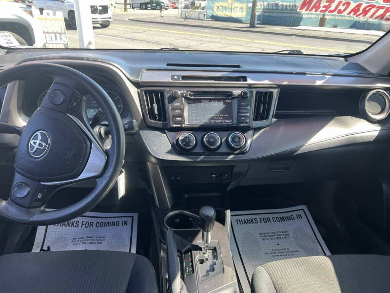 2016 Toyota RAV4 LE