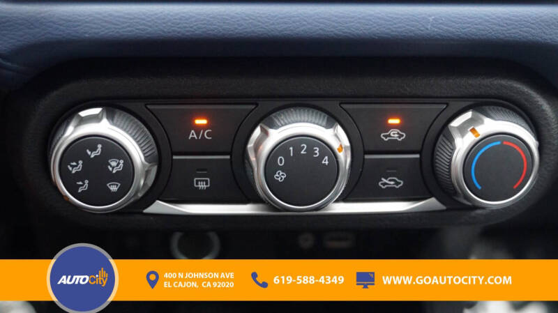 2023 Nissan Versa SV