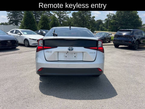 2021 Toyota Prius LE