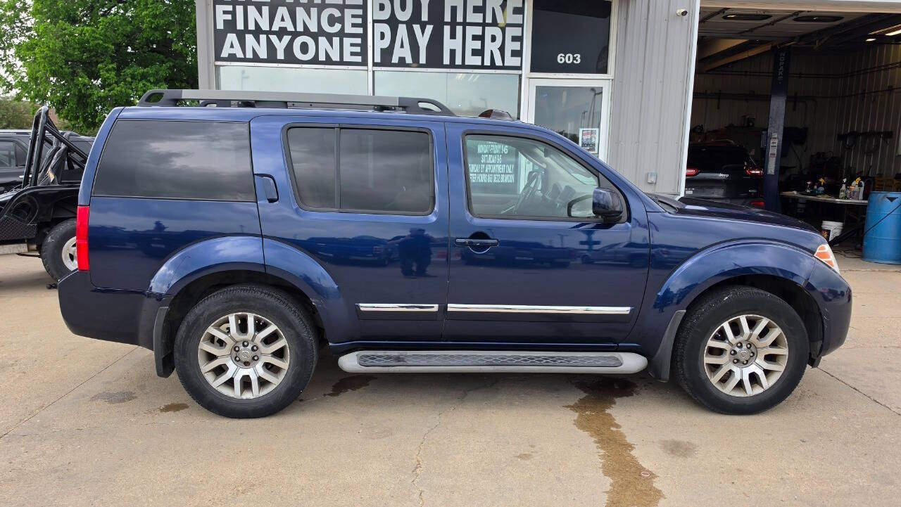 2012 Nissan Pathfinder LE 4x4 4dr SUV - Navy Blue exterior view 1