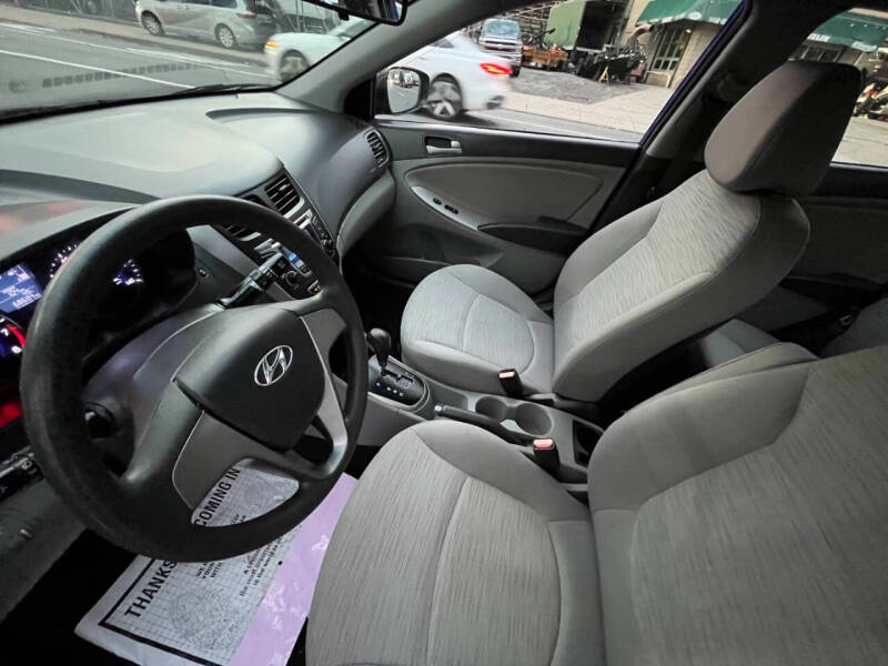 2016 Hyundai Accent SE