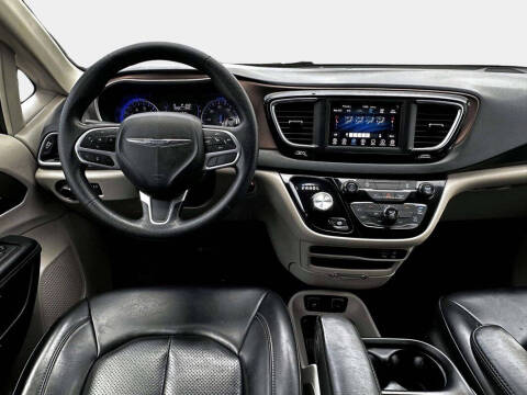 2020 Chrysler Voyager LXi
