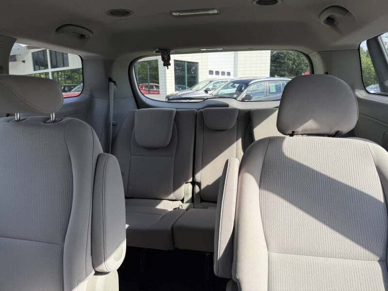 2019 Kia Sedona L