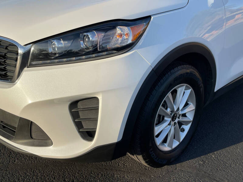 2019 Kia Sorento LX