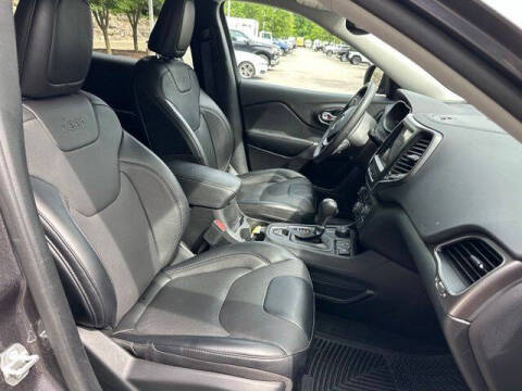 2022 Jeep Cherokee Latitude Lux
