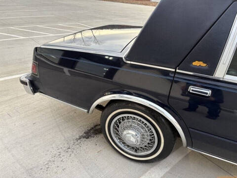 1985 Chrysler Fifth Avenue