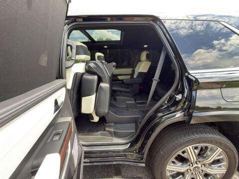 2024 Toyota Sequoia Capstone