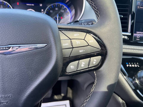 2025 Chrysler Pacifica Limited