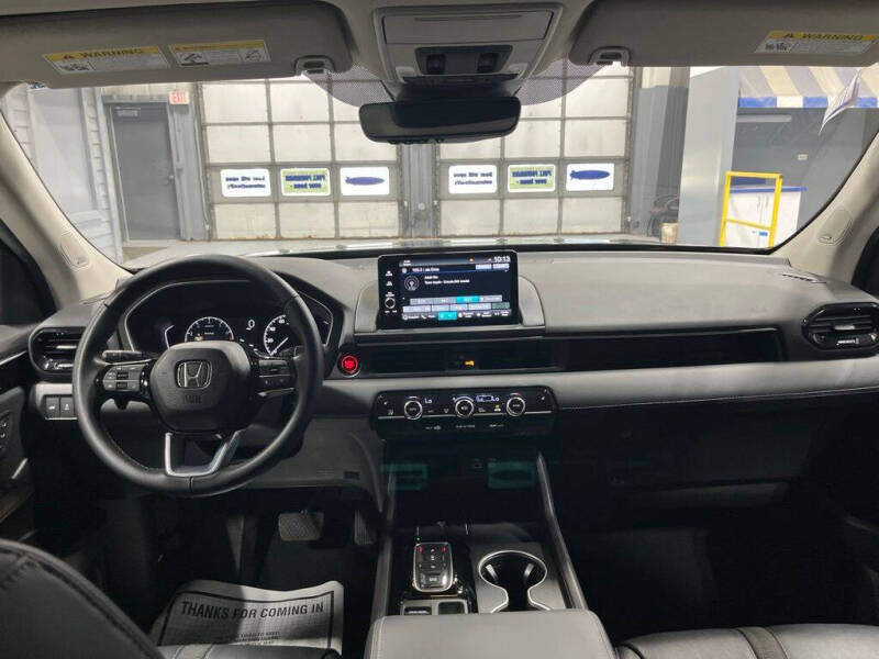 2025 Honda Pilot Touring