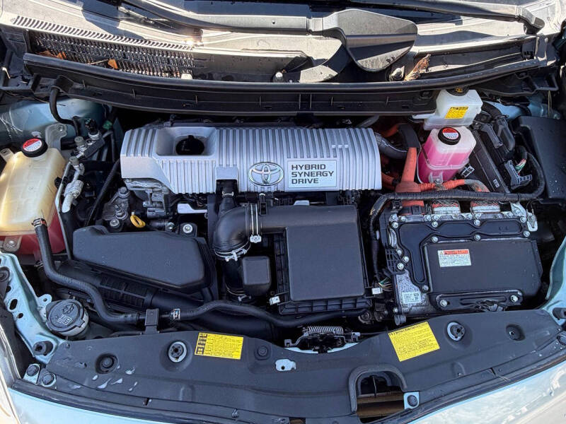 2014 Toyota Prius Five