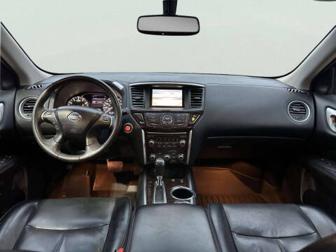 2014 Nissan Pathfinder SL