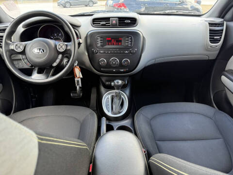 2015 Kia Soul +
