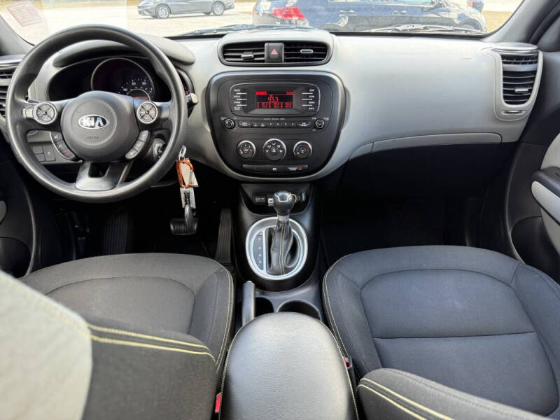 2015 Kia Soul +