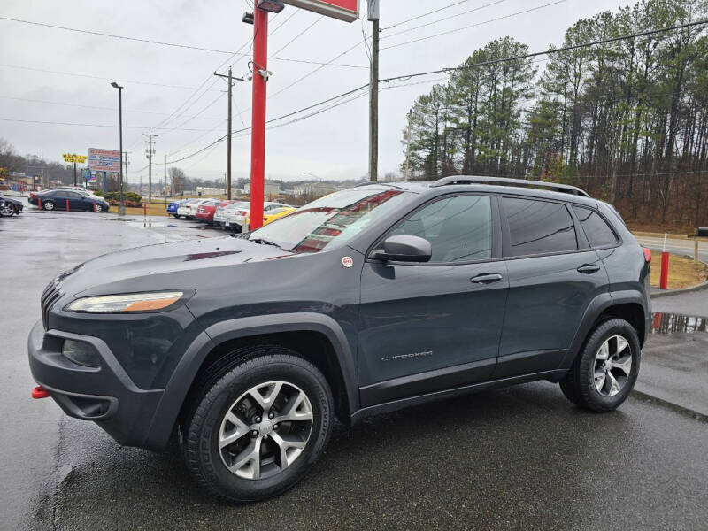 Used 2017 Jeep Cherokee Trailhawk with VIN 1C4PJMBS5HW622152 for sale in Kingsport, TN