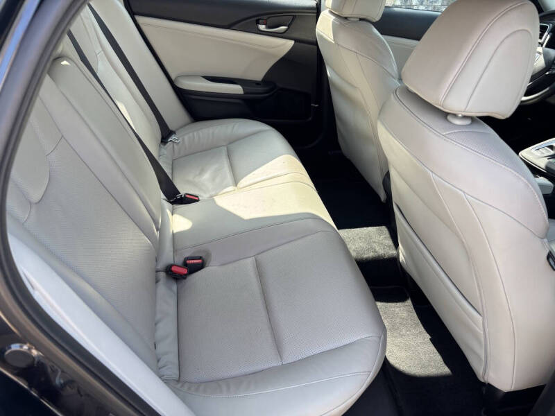 2019 Honda Insight Touring