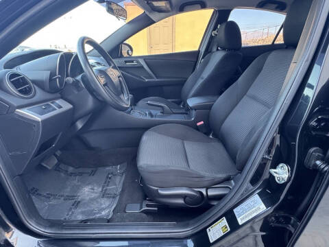 2012 Mazda MAZDA3 i Sport
