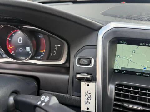 2016 Volvo XC60 T5 Platinum