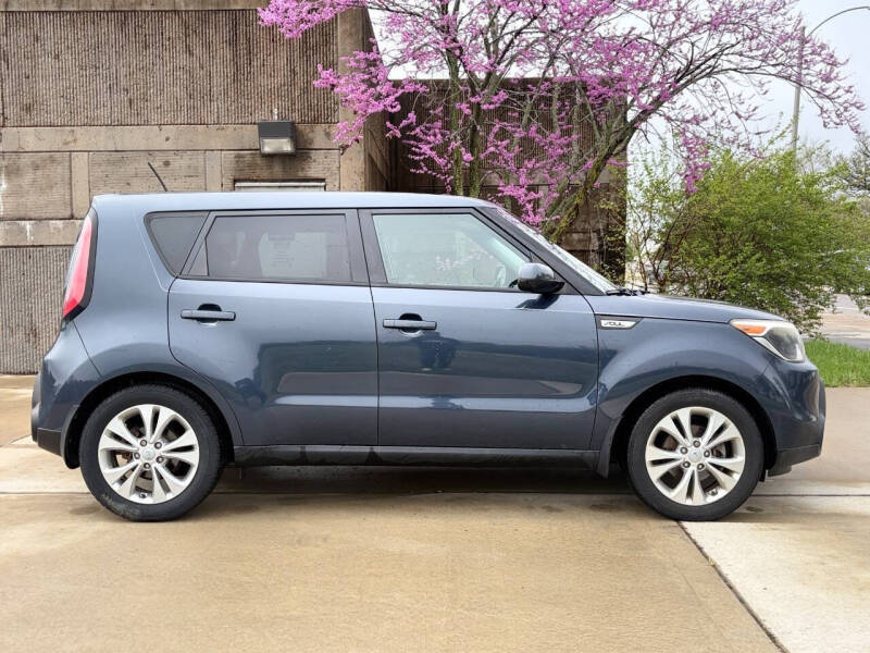 2015 Kia Soul +