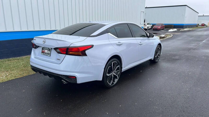 2024 Nissan Altima 2.5 SR