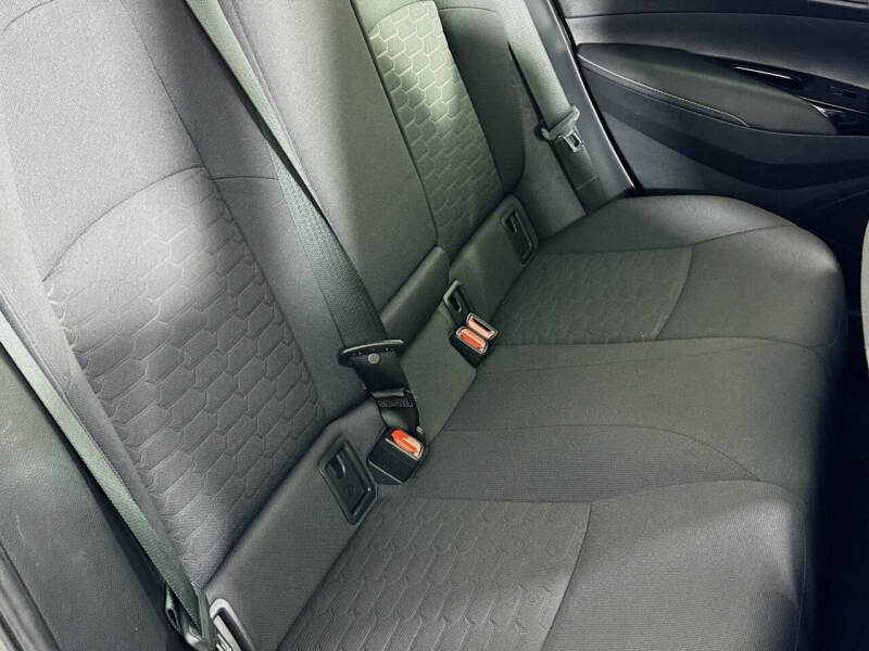 2020 Toyota Corolla Hatchback SE