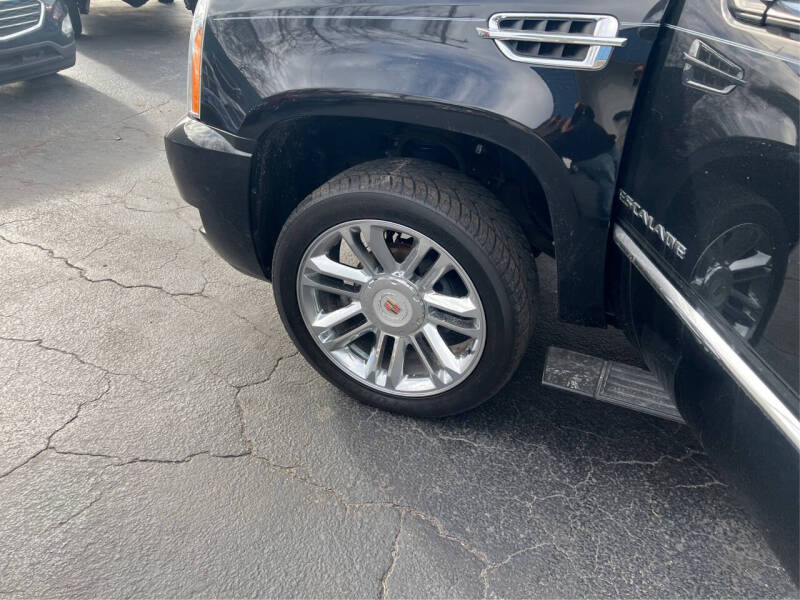 2014 Cadillac Escalade Platinum